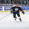 16 Dec 2000: Brad Richards #19 of the Tampa Bay Lightning skates to the puck during the game against the Los Angeles Kings at the STAPLES Center in Los Angeles, California. The Lightning defeated the Kings 4-3.Mandatory Credit: Kellie Landis  /Allsport