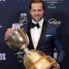 LAS VEGAS, NV - JUNE 20:  Victor Hedman of the Tampa Bay Lightning poses with the James Norris Memorial Trophy given to the top defenseman in the press room at the 2018 NHL Awards presented by Hulu at the Hard Rock Hotel & Casino on June 20, 2018 in Las Vegas, Nevada.  (Photo by Bruce Bennett/Getty Images)